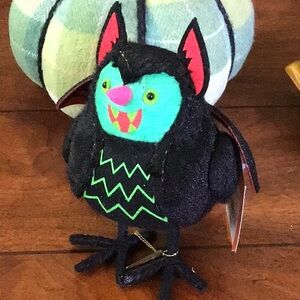 Target Hyde & EEK! Halloween Black Bat Felt Fabric Bird “Batrick”